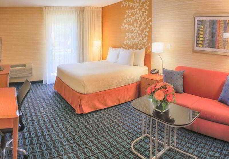 Fairfield Inn And Suites By Marriott San Jose Airport Exterior foto
